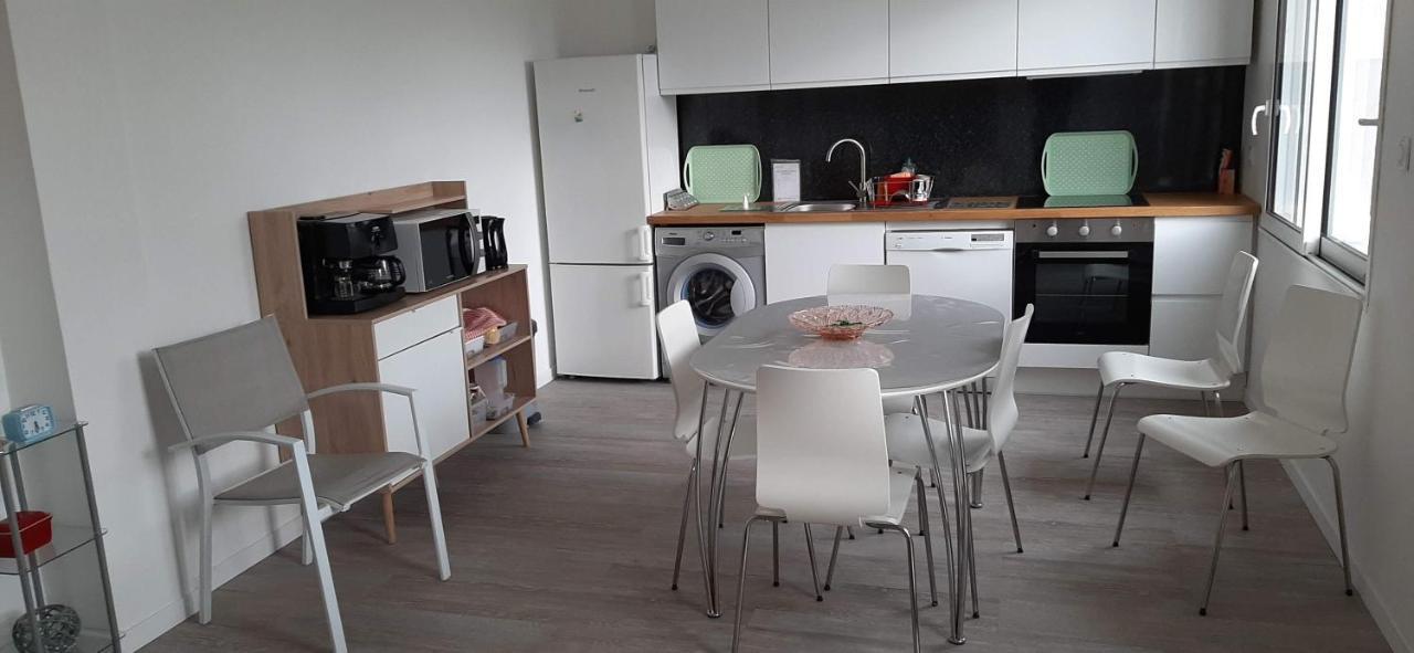 Maison Ville Agreable Riorges Exteriör bild